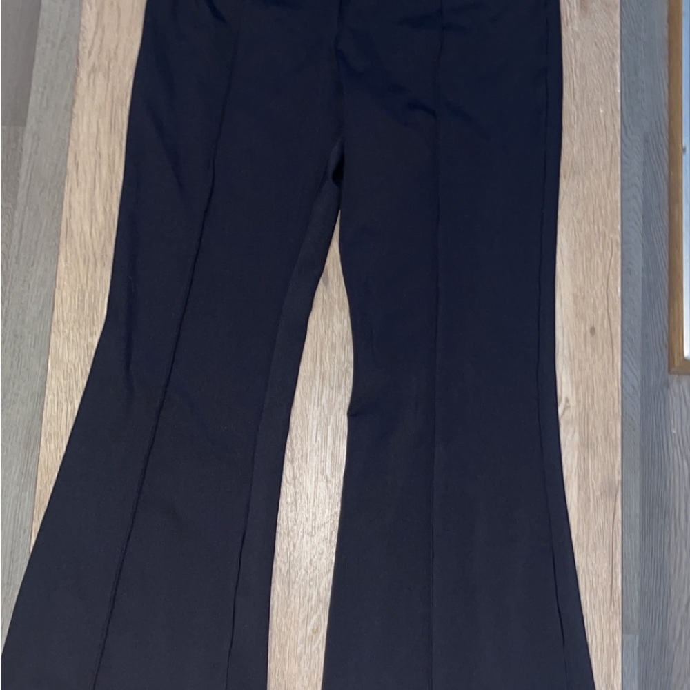HALARA Classic Black Flare Pants